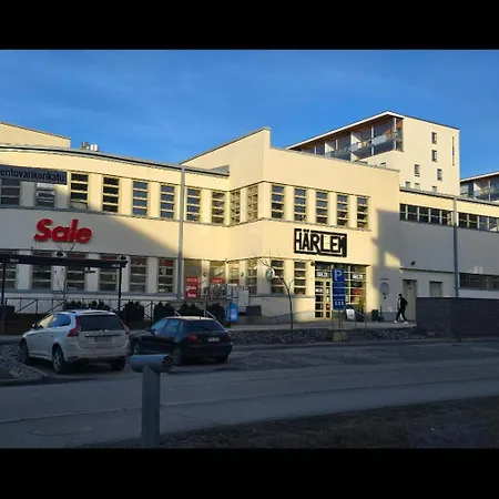 Lovely In Haermaelaenranta Tampere