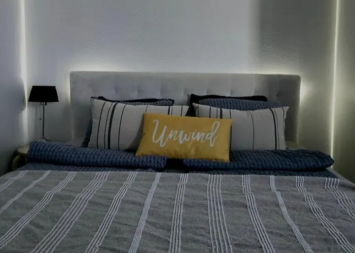 Lovely In Haermaelaenranta Apartamento *